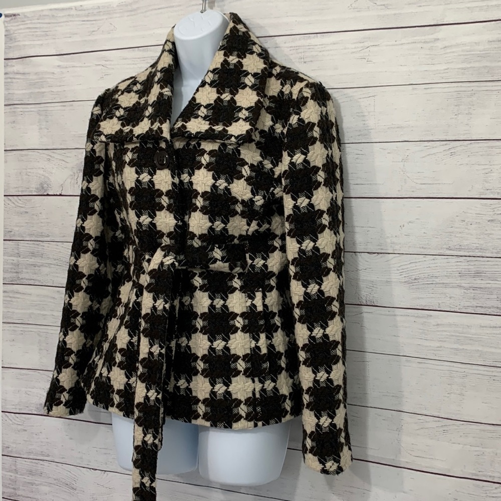 EUC Wool Blend Lined Coat - Picture 3 of 13